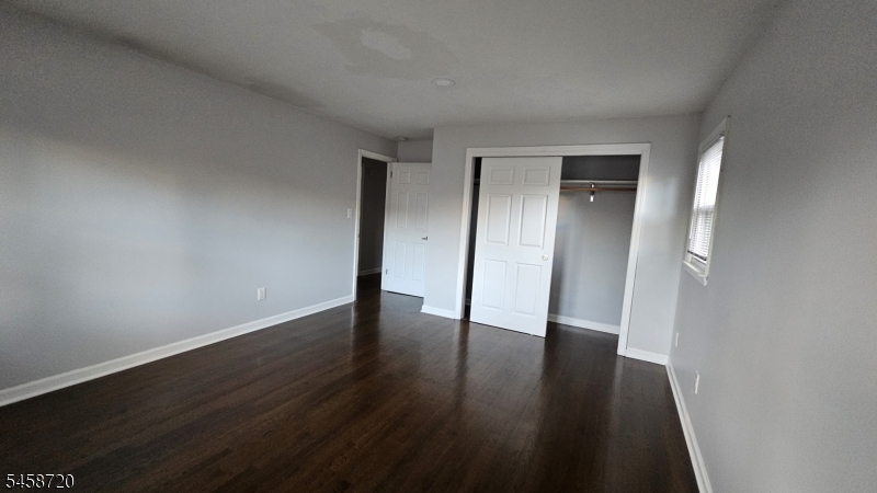 106 Burnside Ave Property Photo 5