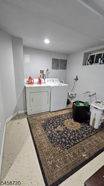 106 Burnside Ave Property Photo 10