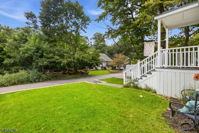 219 Knox Way Property Photo 8