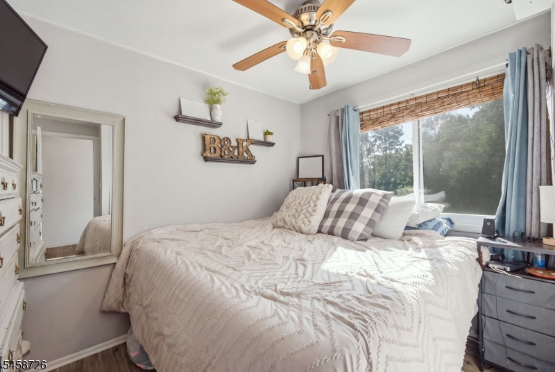 219 Knox Way Property Photo 16