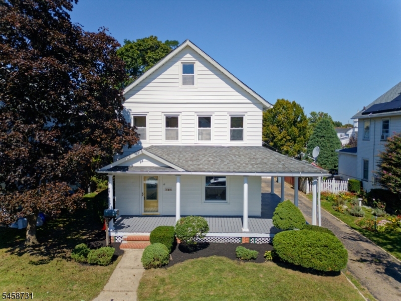 12 Vine St