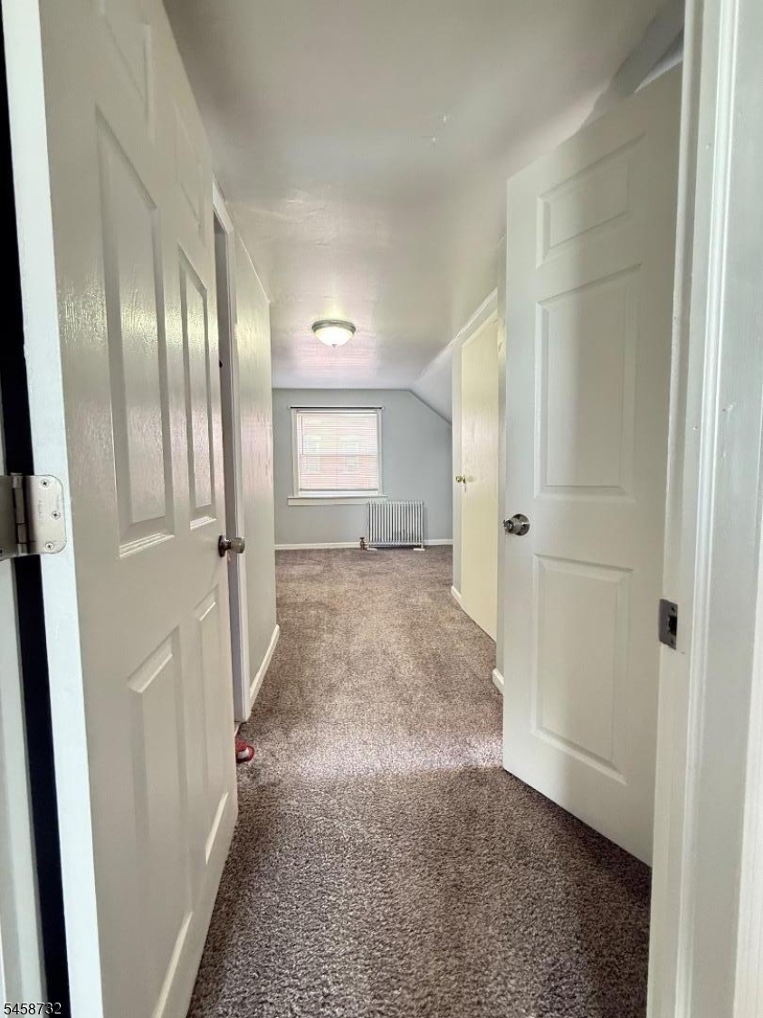 77 Stone St Property Photo 16