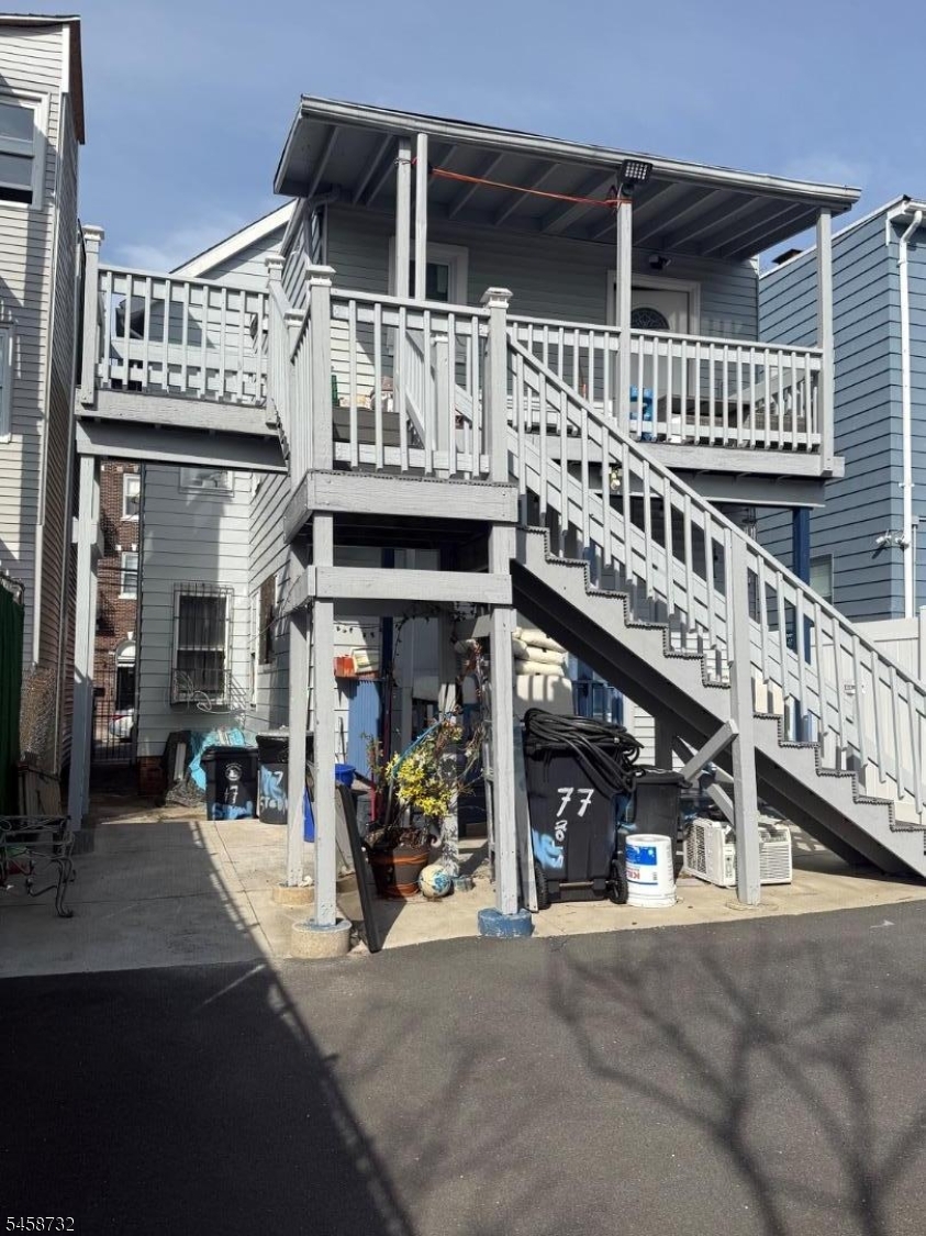 77 Stone St Property Photo 30