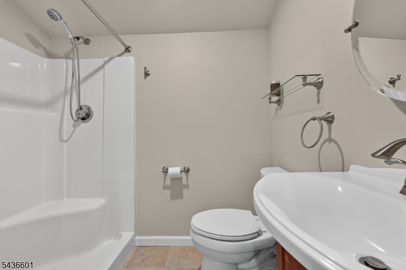 5 Pine Pl Property Photo 37