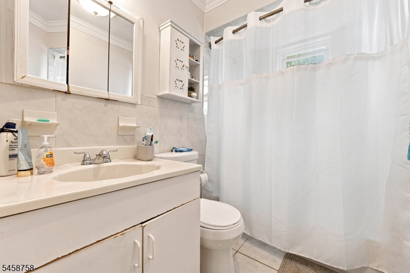 61 Union Avenue U-b6 B6 Property Photo 4
