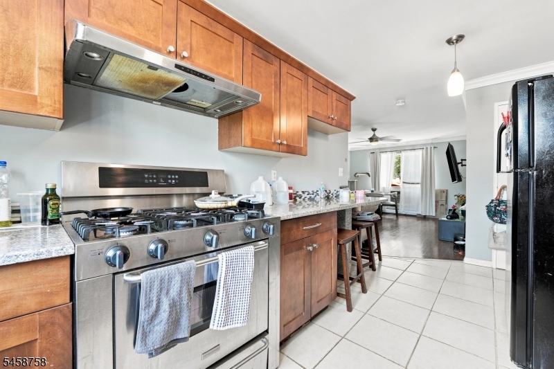 61 Union Avenue U-b6 B6 Property Photo 10