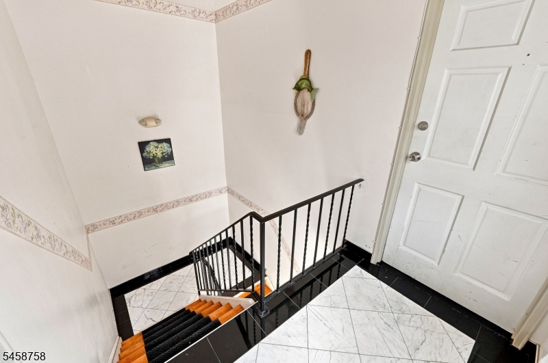 61 Union Avenue U-b6 B6 Property Photo 12