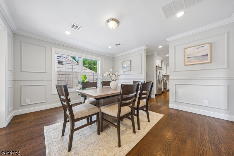 9 Burnet Hill Rd Property Photo 13