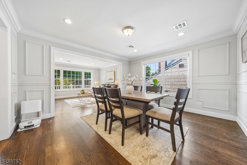 9 Burnet Hill Rd Property Photo 14
