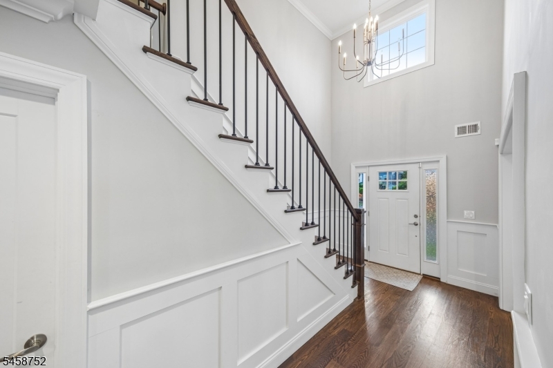 9 Burnet Hill Rd Property Photo 16