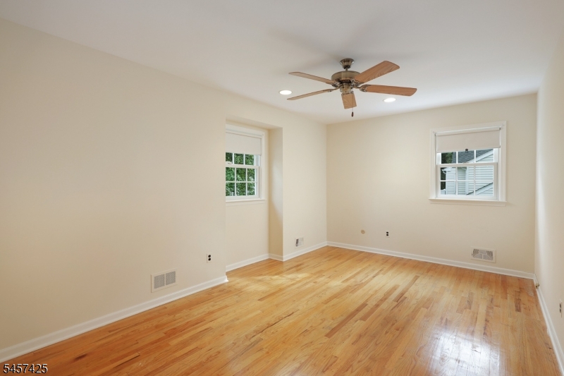 909 Stevens Avenue Property Photo 17