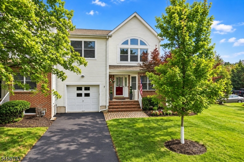 7 Aspen Dr Property Photo 1