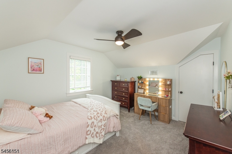 3 Lake Trl W Property Photo 18