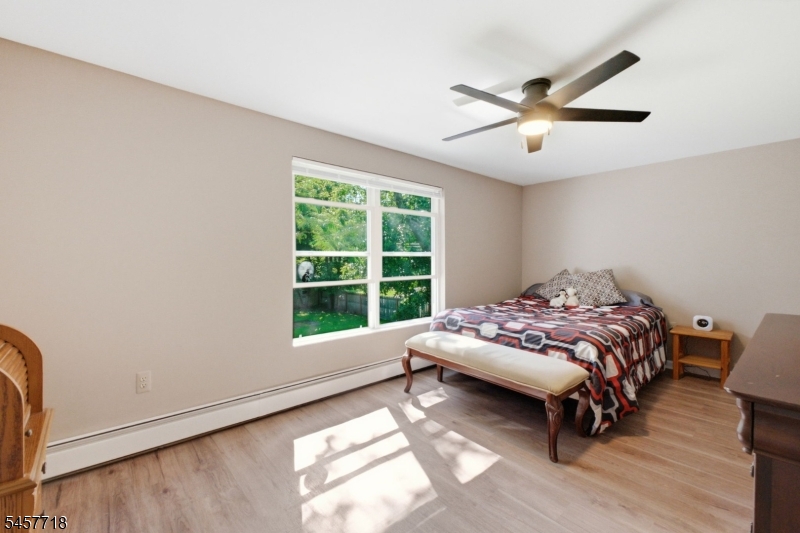 49 Oslo Dr Property Photo 26