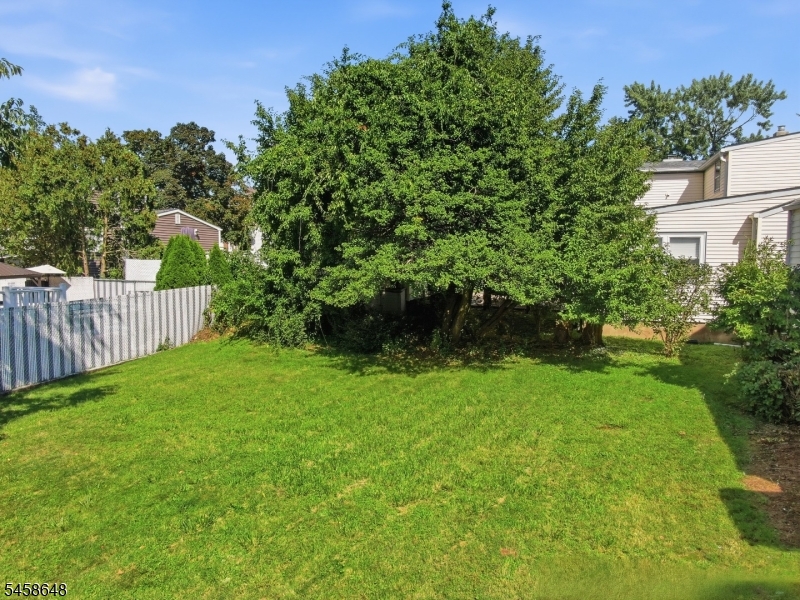 588 Quinton Ave Property Photo 26