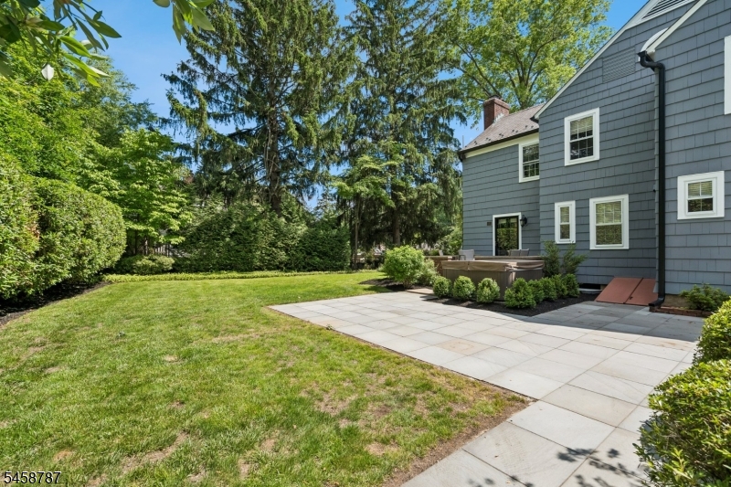 50 Washington Ave Property Photo 29