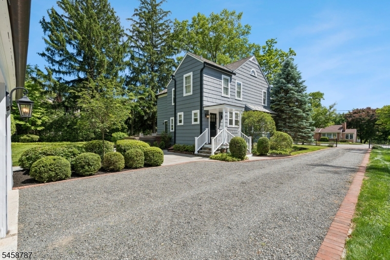50 Washington Ave Property Photo 31