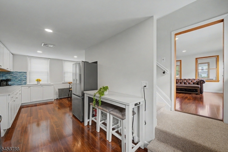 16 Jaqui Ave Property Photo 11