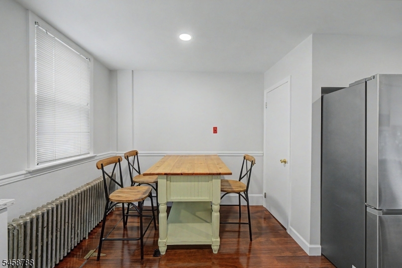 16 Jaqui Ave Property Photo 14