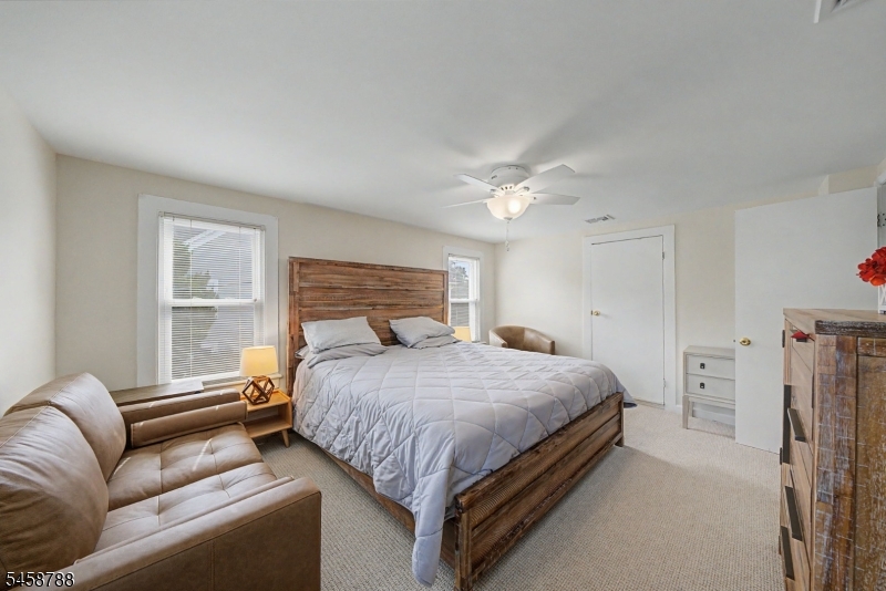 16 Jaqui Ave Property Photo 22