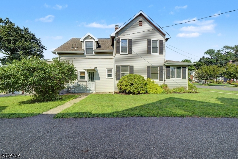 16 Jaqui Ave Property Photo 27