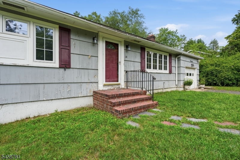 14 Ford Hill Rd Property Photo 3