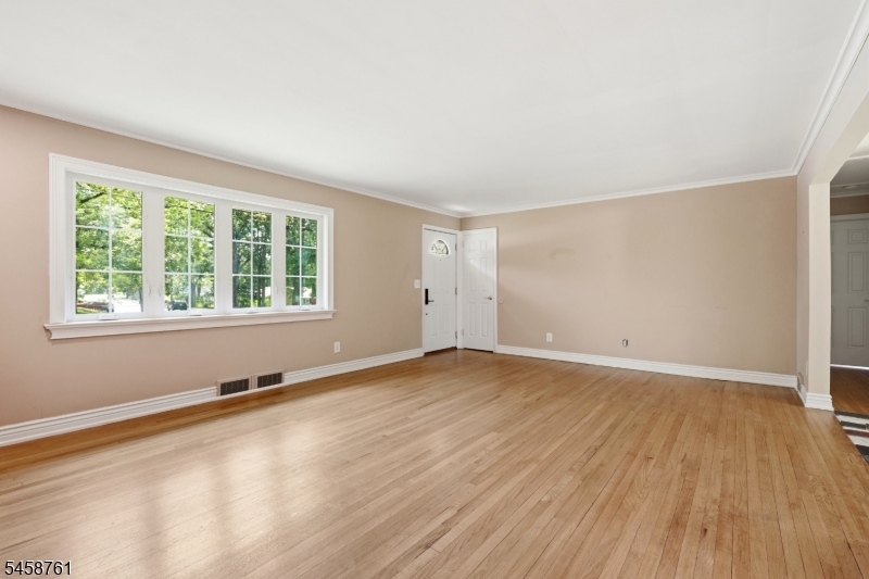 14 Ford Hill Rd Property Photo 4