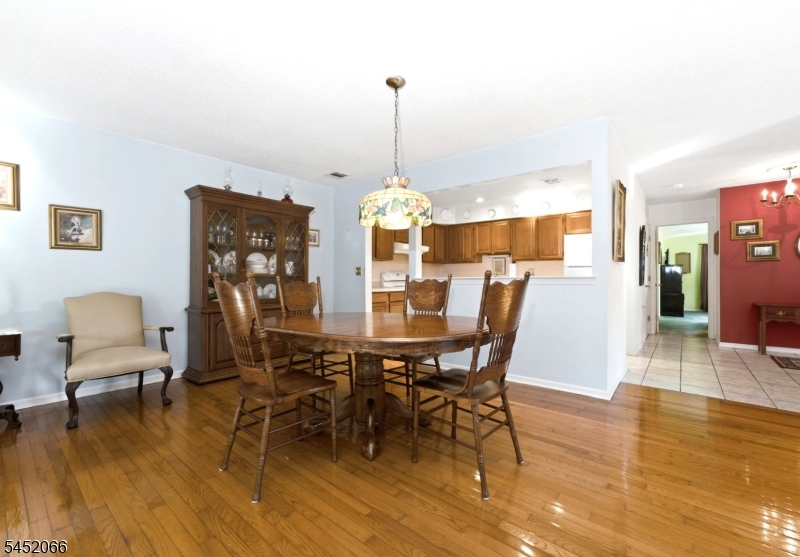 1 Amy Ct Property Photo 5