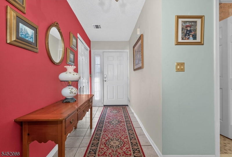 1 Amy Ct Property Photo 10
