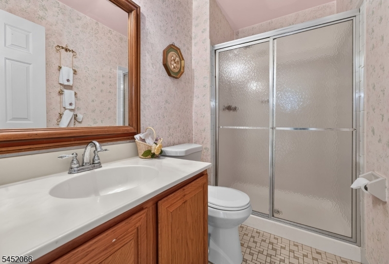 1 Amy Ct Property Photo 11