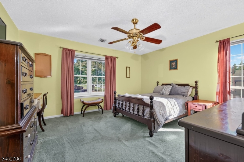 1 Amy Ct Property Photo 13