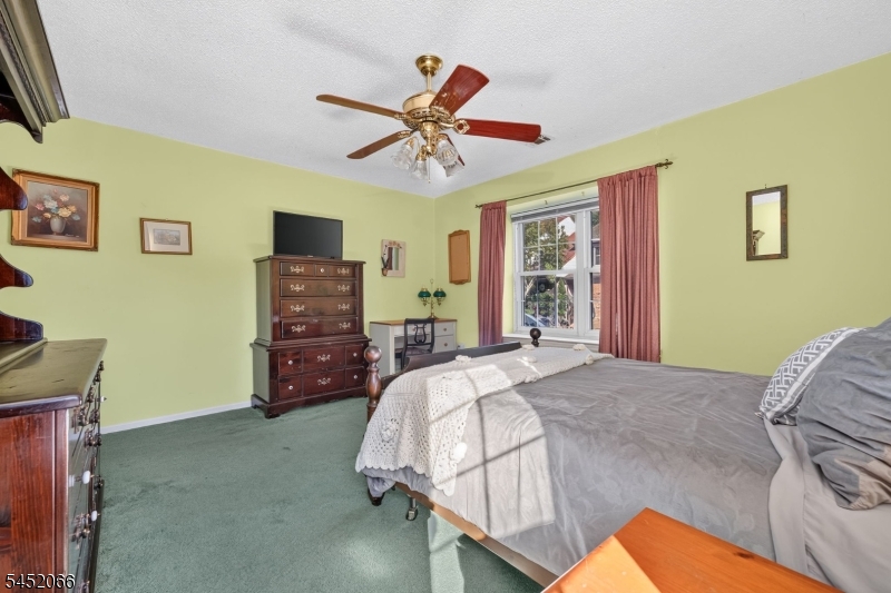 1 Amy Ct Property Photo 14