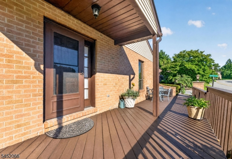 1 Amy Ct Property Photo 15