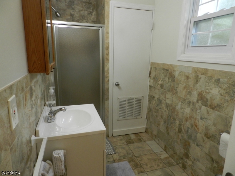 2 Koewing Pl Property Photo 20