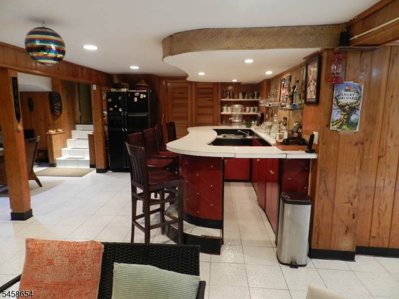2 Koewing Pl Property Photo 29