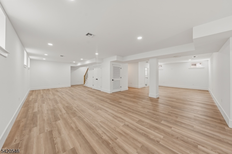 72 Hillside Rd Property Photo 25