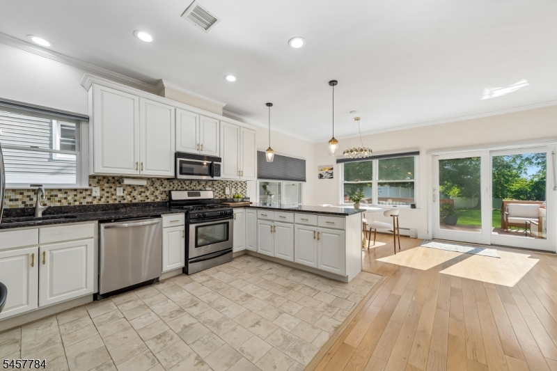 1627 Broad St Property Photo 17