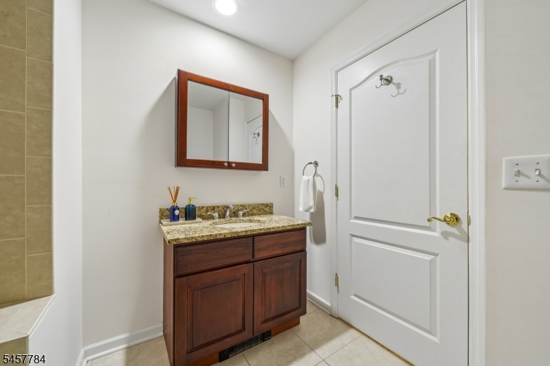 1627 Broad St Property Photo 32