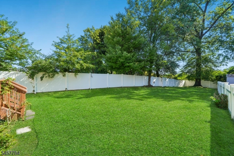 1627 Broad St Property Photo 42