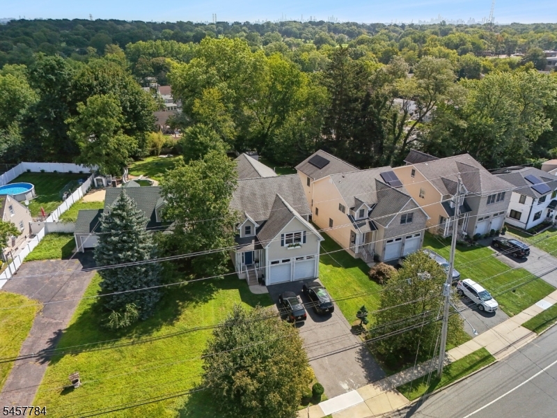 1627 Broad St Property Photo 45