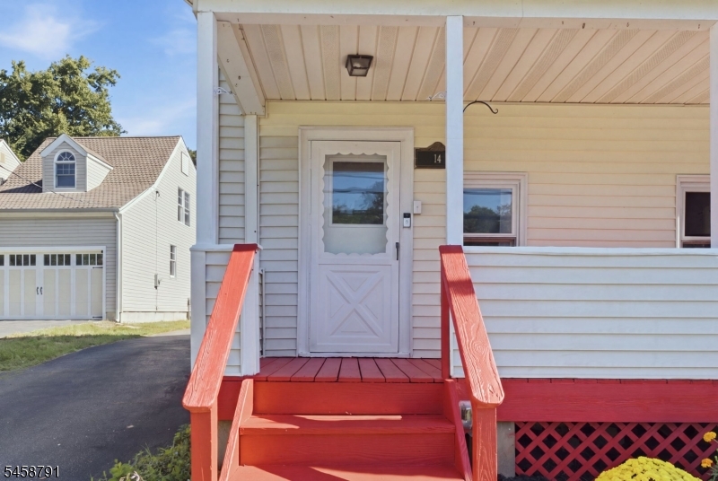 14 Mount Hope Rd Property Photo 6