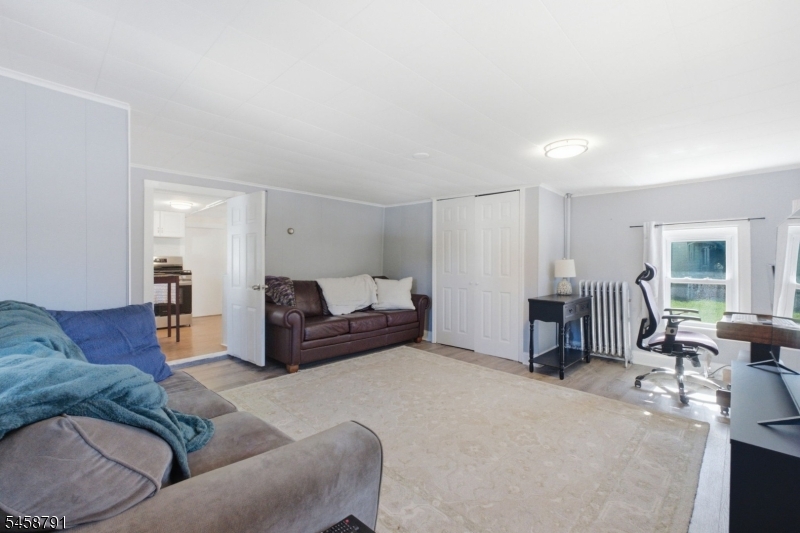 14 Mount Hope Rd Property Photo 9