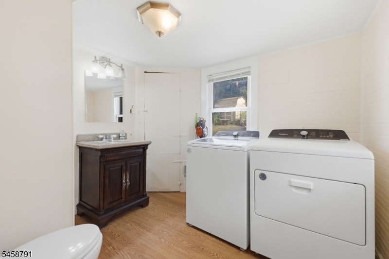 14 Mount Hope Rd Property Photo 16