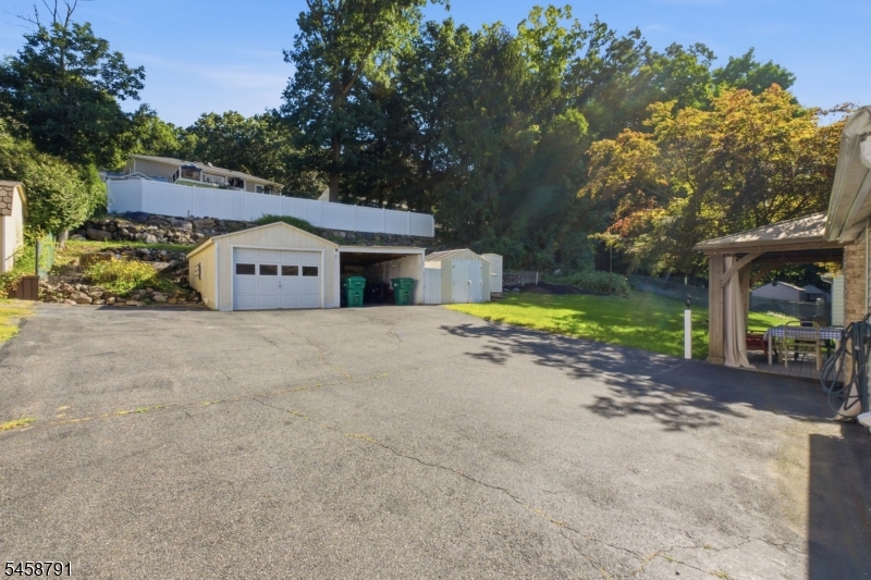 14 Mount Hope Rd Property Photo 34