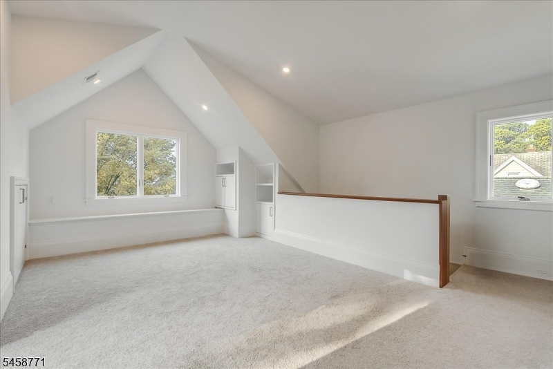 7 Hazelwood Rd Property Photo 28