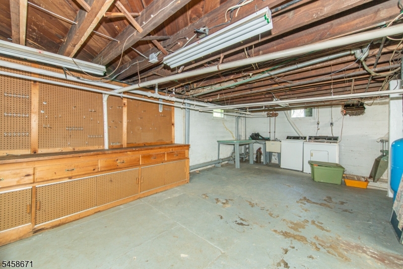163 W Main St Property Photo 33