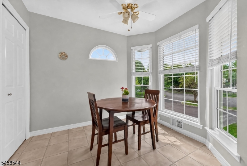 195 Teasel Court Property Photo 9