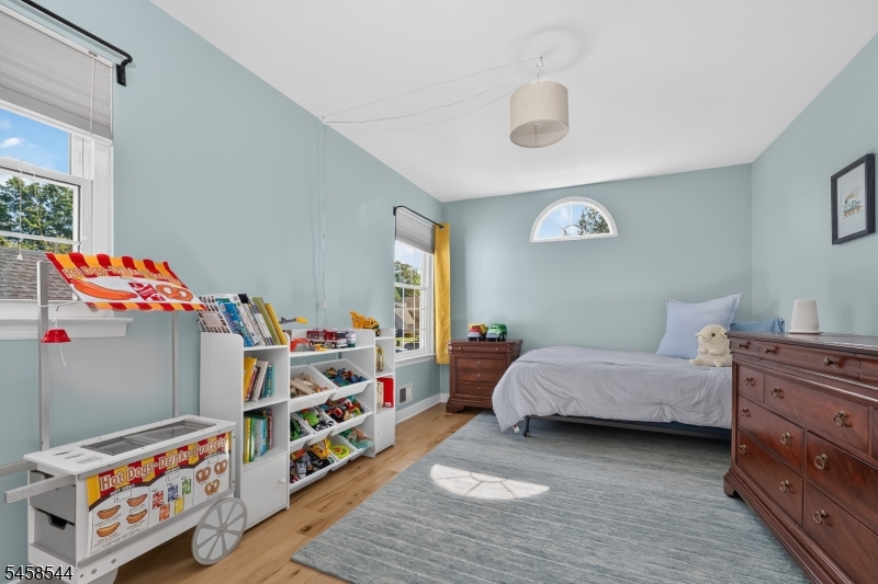 195 Teasel Court Property Photo 13