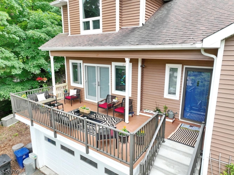 121 Magee Rd Property Photo 3