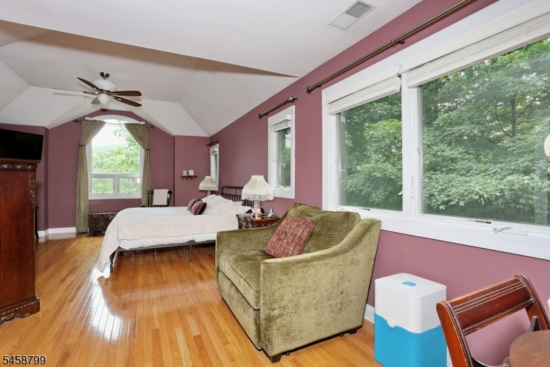 121 Magee Rd Property Photo 25